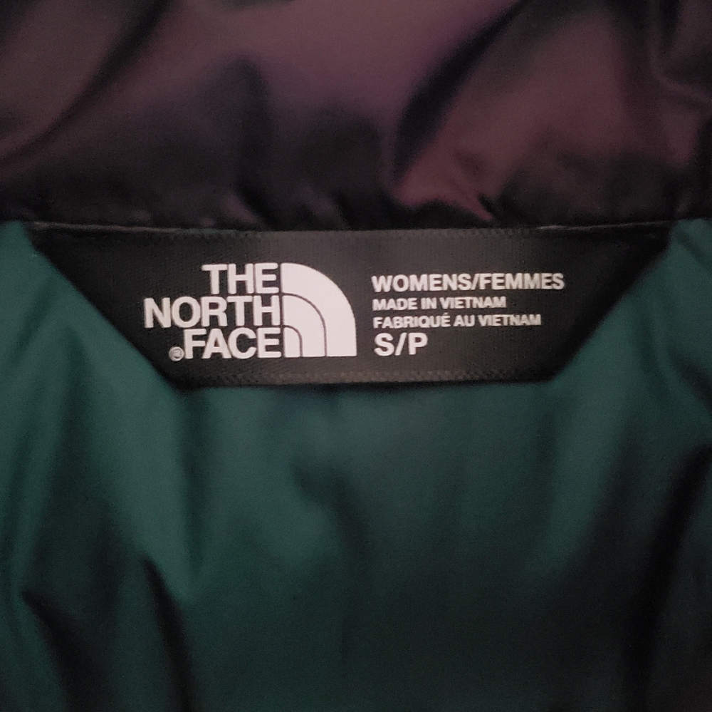 Women | The North Face Puffer Vest - Picture 4 of 4